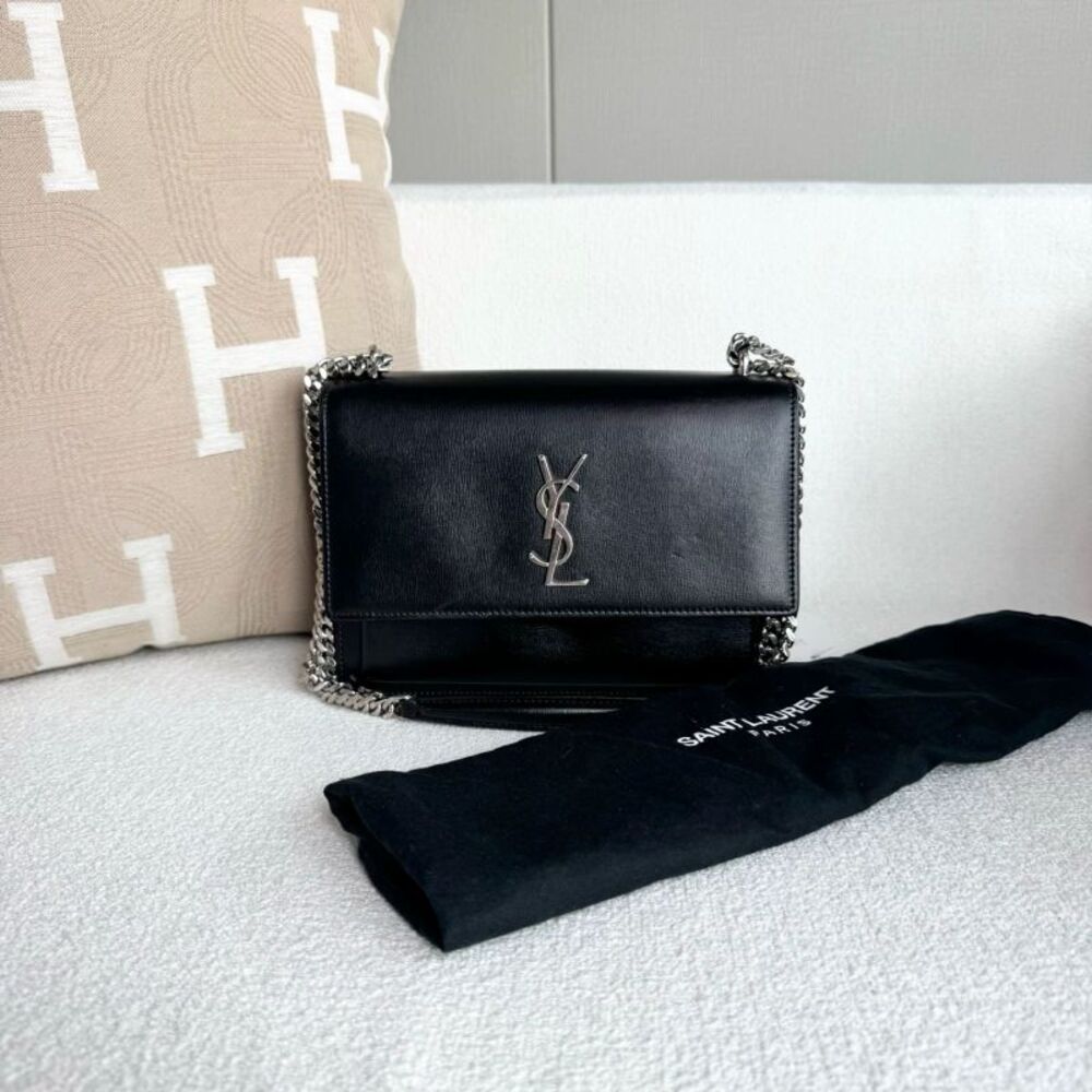 Saint Laurent Women Pre-Loved Bag Very Good Condition